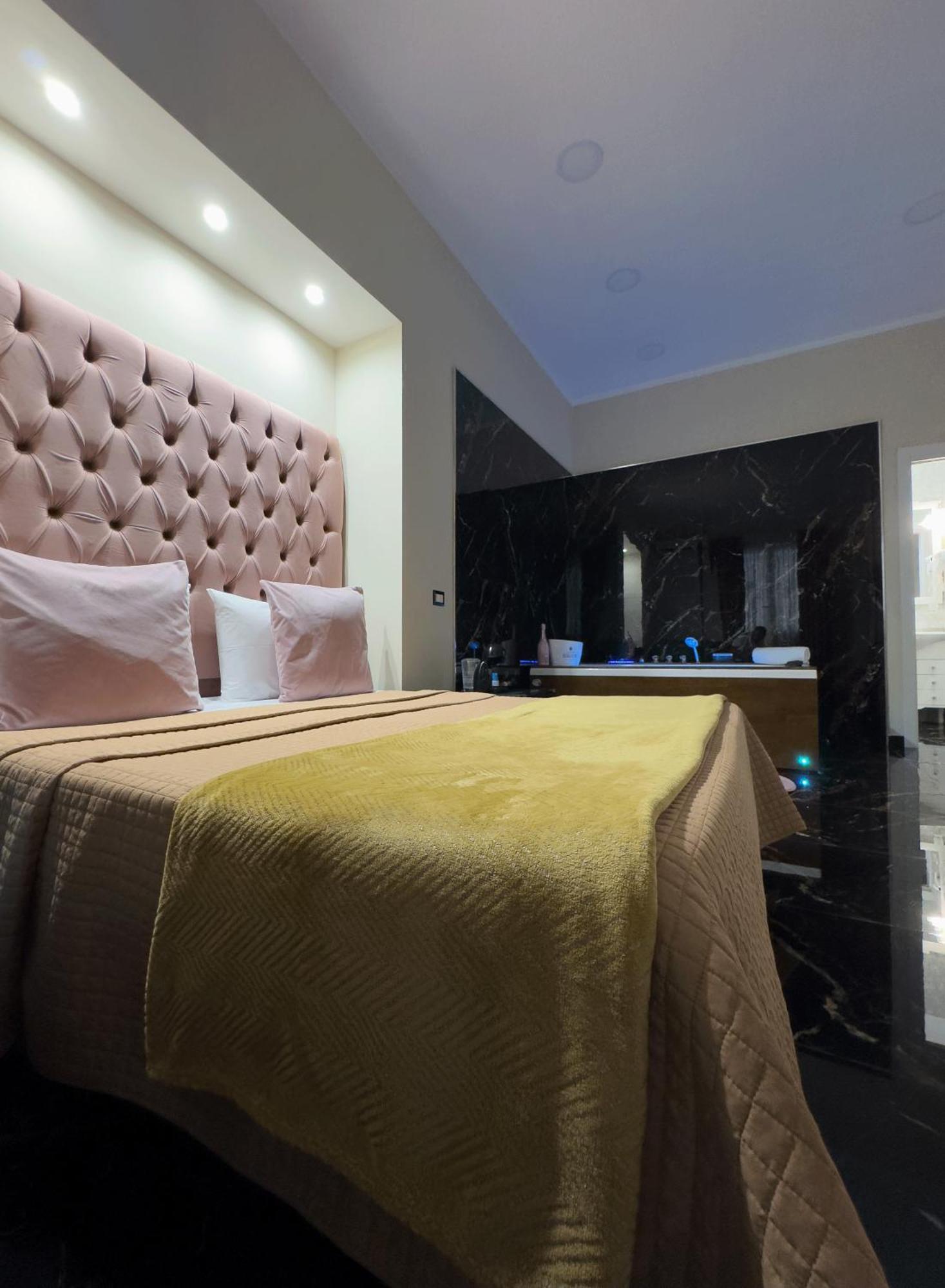 ナポリ My Luxury Bed & Breakfast エクステリア 写真